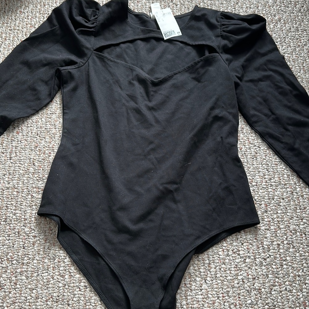 Long sleeve black bodysuit